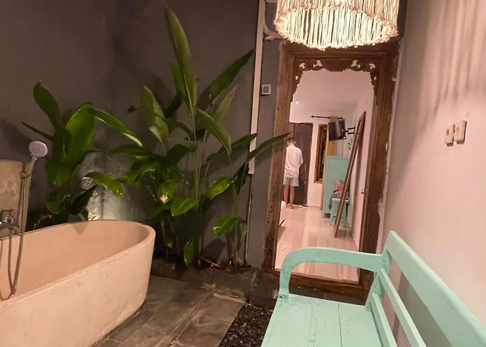 Denpasar Backpacker Bali Hotel cápsula *